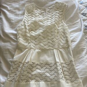 Shoshanna Elegant Cream Lace Dress